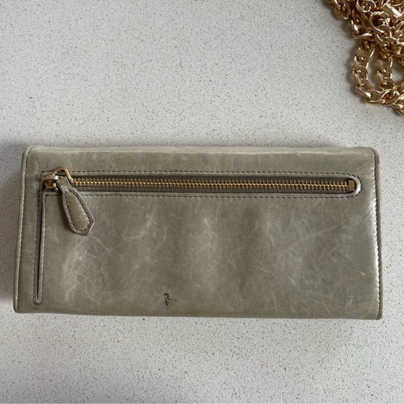 Authentic Prada Wallet With Box - Picture 4 of 10